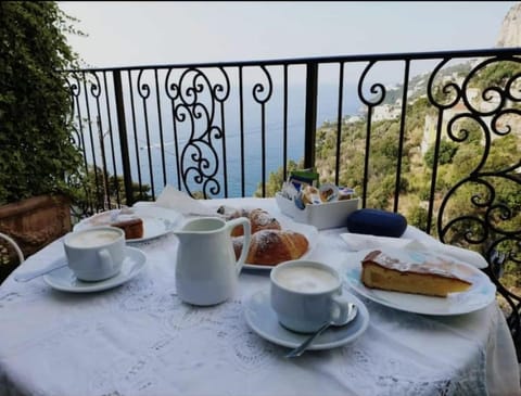 Villa Viviani Bed and Breakfast in Amalfi