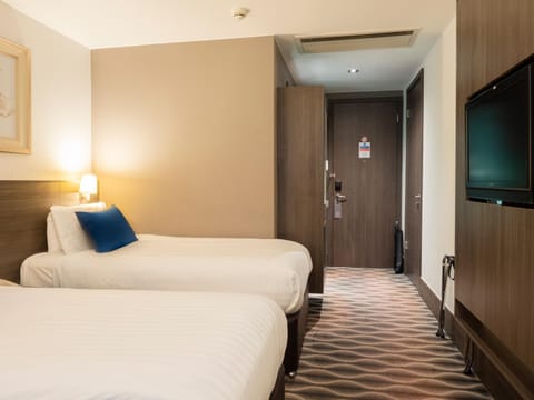 Crowne Plaza London - Kingston, an IHG Hotel Hotel in Molesey