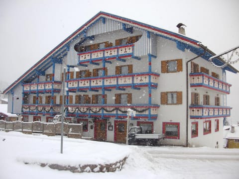 Property building, Winter