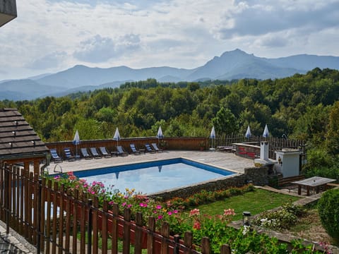 Natural landscape, View (from property/room), Mountain view, sunbed