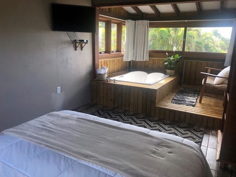 Hot Tub, Bedroom