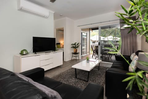 Marlin Cove Holiday Resort Apartment hotel in Cairns