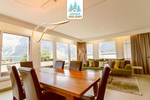 Living room, Mountain view