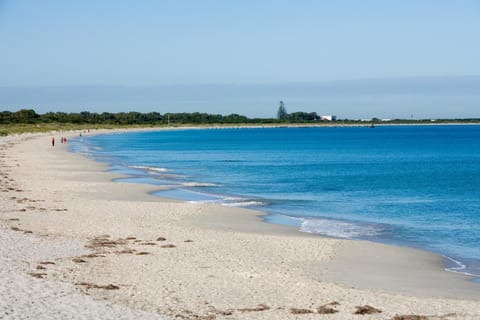 Discovery Parks - Coogee Beach Campground/ 
RV Resort in Perth