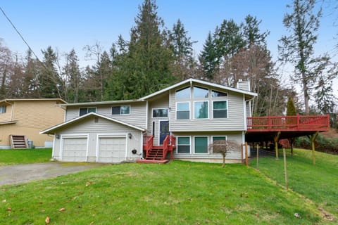 Family Friendly Funhouse Near Langley House in Whidbey Island