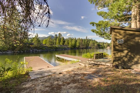 RiverPoint Retreat House in Idaho