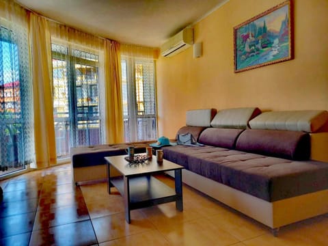 Central Plaza Apartment Appart-hôtel in Sunny Beach