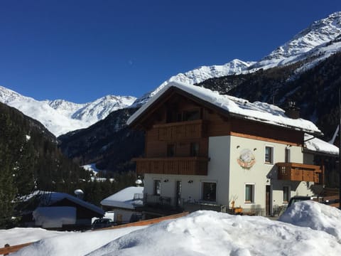 Property building, Winter