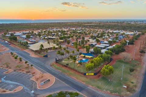 Bird's eye view, Sunrise