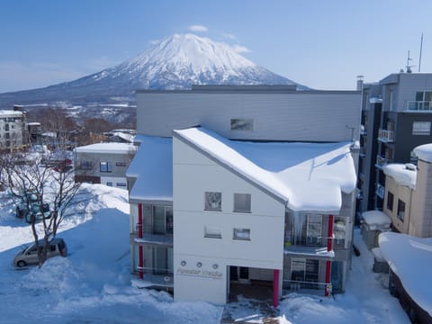 Property building, Winter