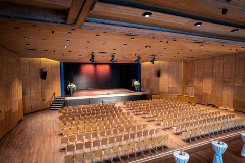 Meeting/conference room