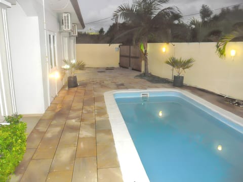 6 bedrooms villa with private pool enclosed garden and wifi at Grand Baie 1 km away from the beach Villa in Grand Baie