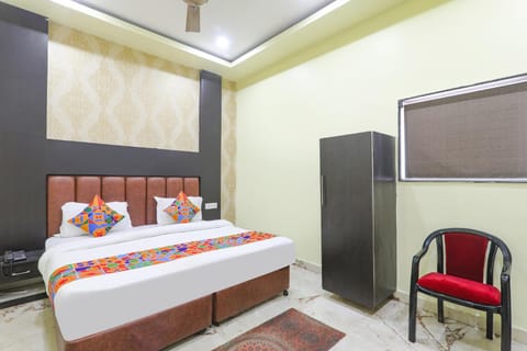 FabExpress GS Residency Hotel in Varanasi