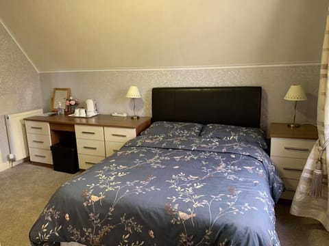 Hillhouse Bed and Breakfast in Edinburgh