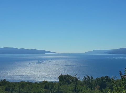 Balcony/Terrace, Mountain view, Sea view