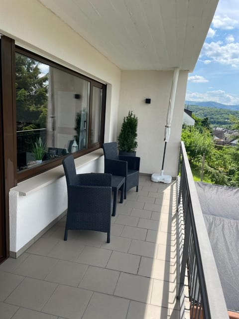 View (from property/room), Balcony/Terrace, Seating area