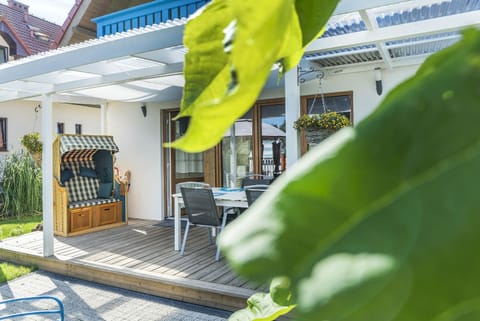 Osada Dębki Nature lodge in Pomeranian Voivodeship