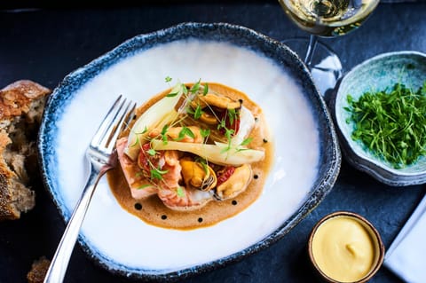 Restaurant/places to eat, Food