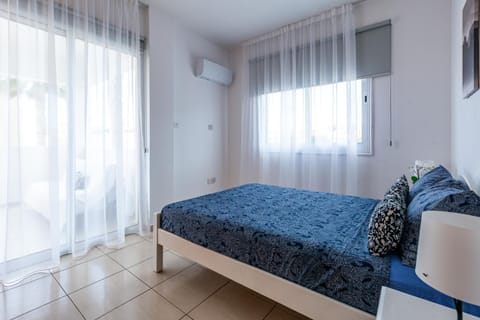 Beautiful 2 bed apartment in Paphos Cyprus Copropriété in Yeroskipou