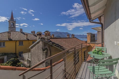 La terrazza di Marta Condo in Varenna