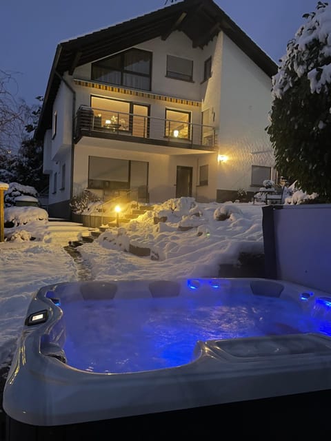 Property building, Winter, Hot Tub