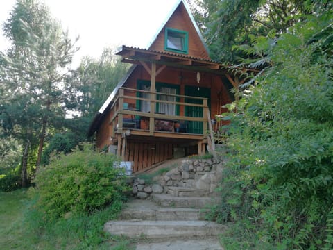 Domek nad jeziorem Capanno nella natura in Masovian Voivodeship