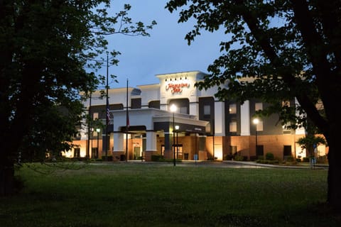 Hampton Inn Fayetteville Hotel in Fayetteville