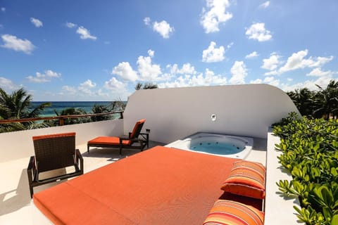 Hot Tub, Solarium, Balcony/Terrace, Sea view