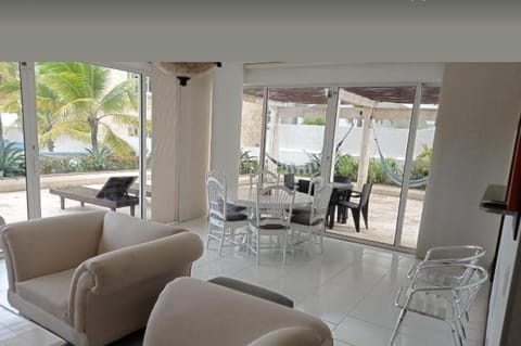 Cartagena amplio apartamento vista al mar 3 alcobas Condo in La Boquilla