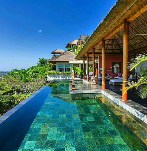 The Longhouse, Jimbaran - Bali Bed and Breakfast in Kuta Selatan