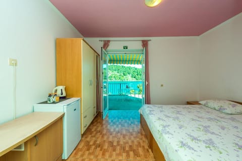 Guest House Radulj Bed and Breakfast in Dubrovnik-Neretva County