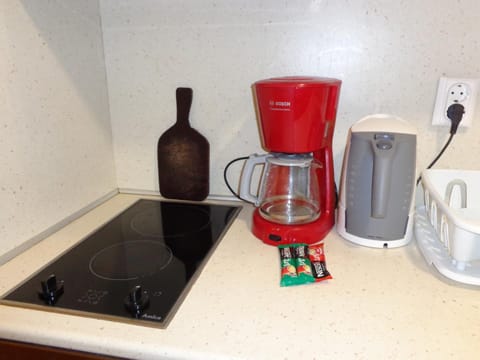 Coffee/tea facilities, Kitchen or kitchenette