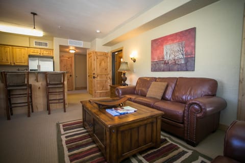 Silverado Lodge Rustic Condo with Private Balcony Apartment in Wasatch County