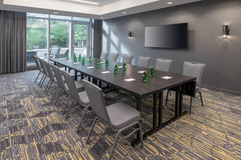 Meeting/conference room