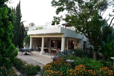Highgrove Guesthouse Bed and Breakfast in Sandton