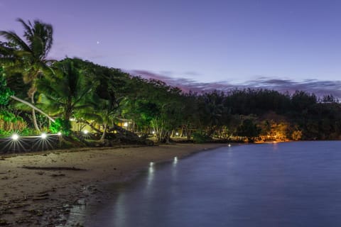 Facade/entrance, View (from property/room), Beach, Area and facilities