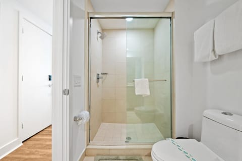 Lyfe Residence Building - Private apts over the beach Apartment in Hollywood Beach