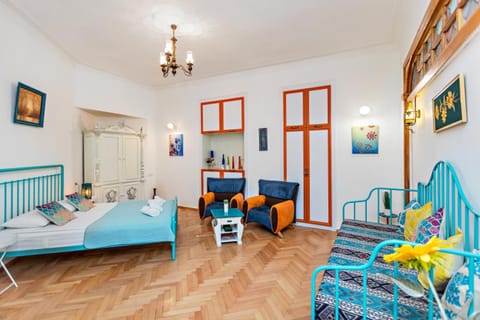 ★ Blue Door Rhapsody ★ - Special Stay In Old Town! Apartment in Tbilisi