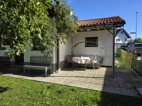 Knusperhaus mit Garten House in Salzburg