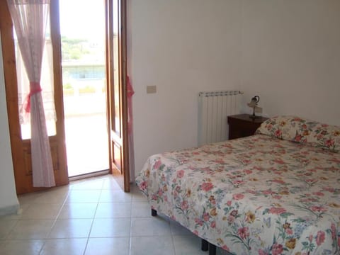 Villa Leonardo Condo in Forio