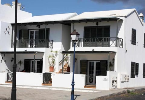 Apartamentos El Charcon Condo in Isla de Lanzarote