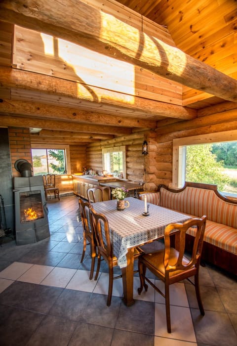 Patio, Photo of the whole room, Seating area, Dining area, Beach, Sea view