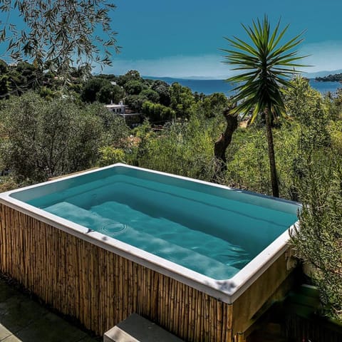 Sea view, Swimming pool