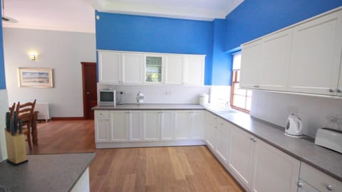 Coachouse Nature lodge in Scotland