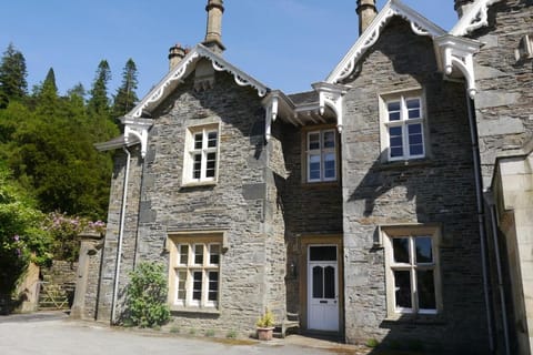 The Lake Lodge, Wansfell Holme, Windermere House in England
