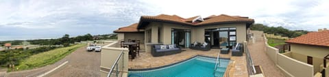 Coral Beach Bed & Breakfast Bed and Breakfast in Eastern Cape