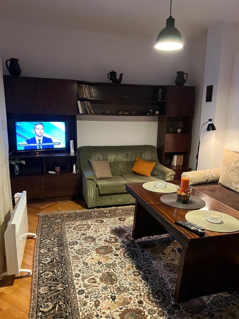 Practico, cómodo y céntrico. Condo in Gabrovo