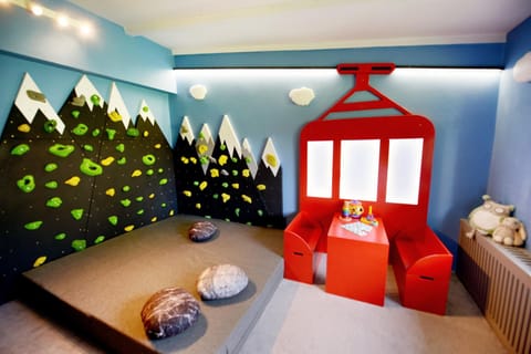 Children play ground, Game Room, Kids's club