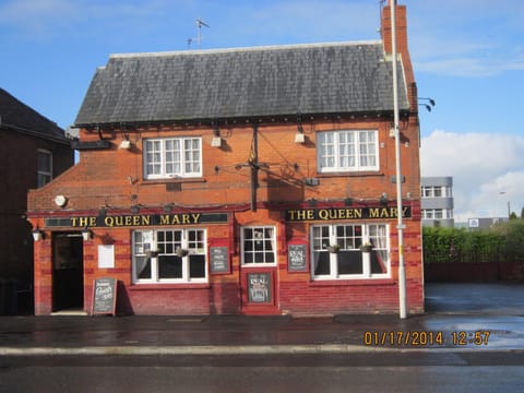 Queen Mary Inn Inn in Poole