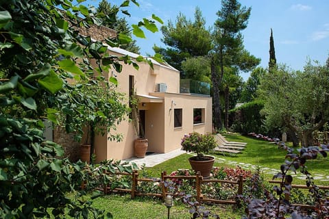 Anemone Villa, Sani Luxury Villas collection Chalet in Halkidiki
